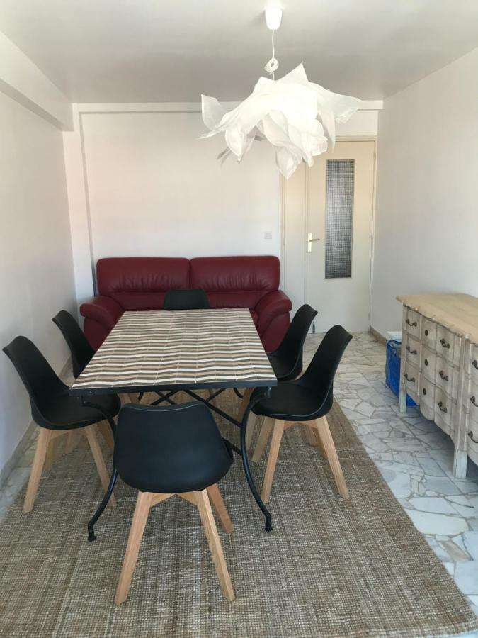 Les Jacinthes Apartment แซ็งต์-ราฟาเอล ภายนอก รูปภาพ