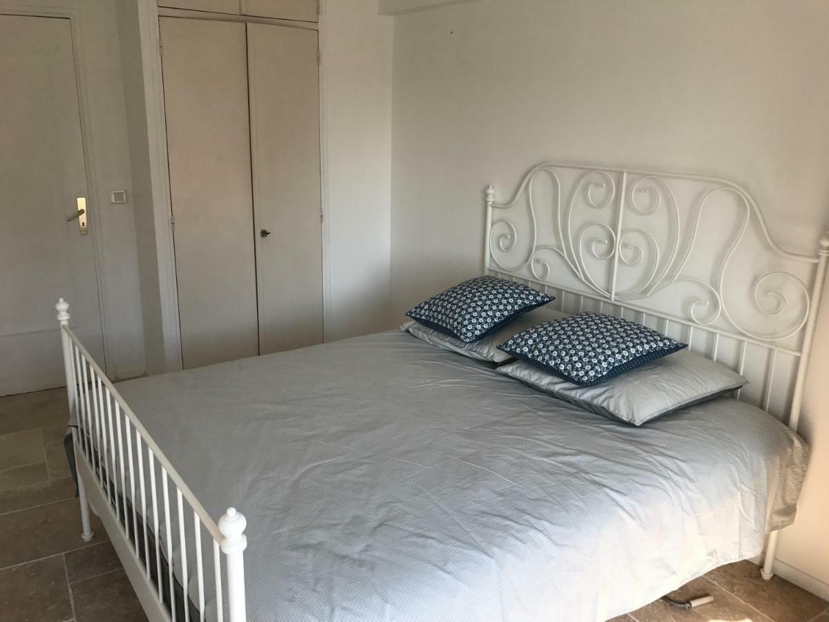 Les Jacinthes Apartment แซ็งต์-ราฟาเอล ภายนอก รูปภาพ